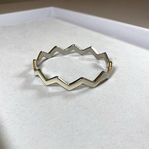 White and Silver Chevron Bracelet